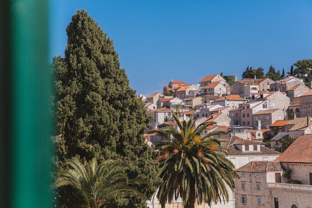 Park Hvar Хвар Екстер'єр фото