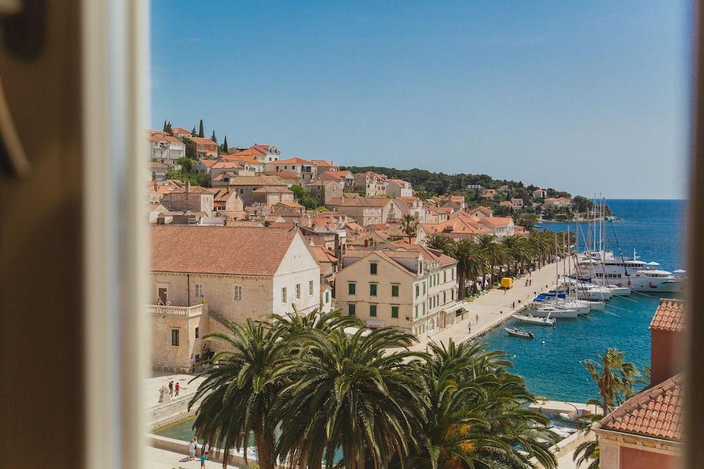 Park Hvar Хвар Екстер'єр фото