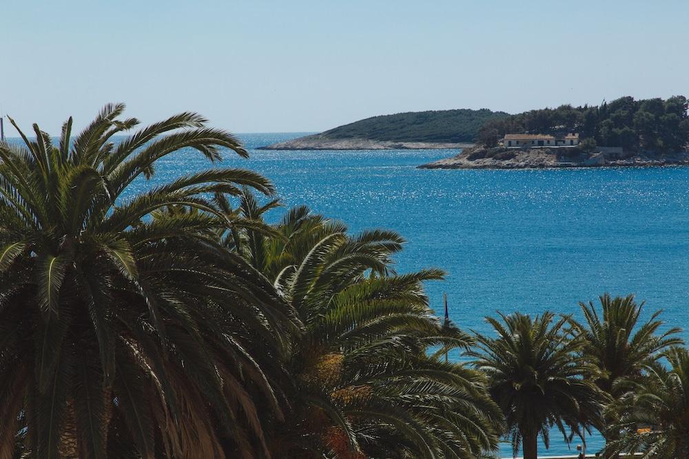 Park Hvar Хвар Екстер'єр фото